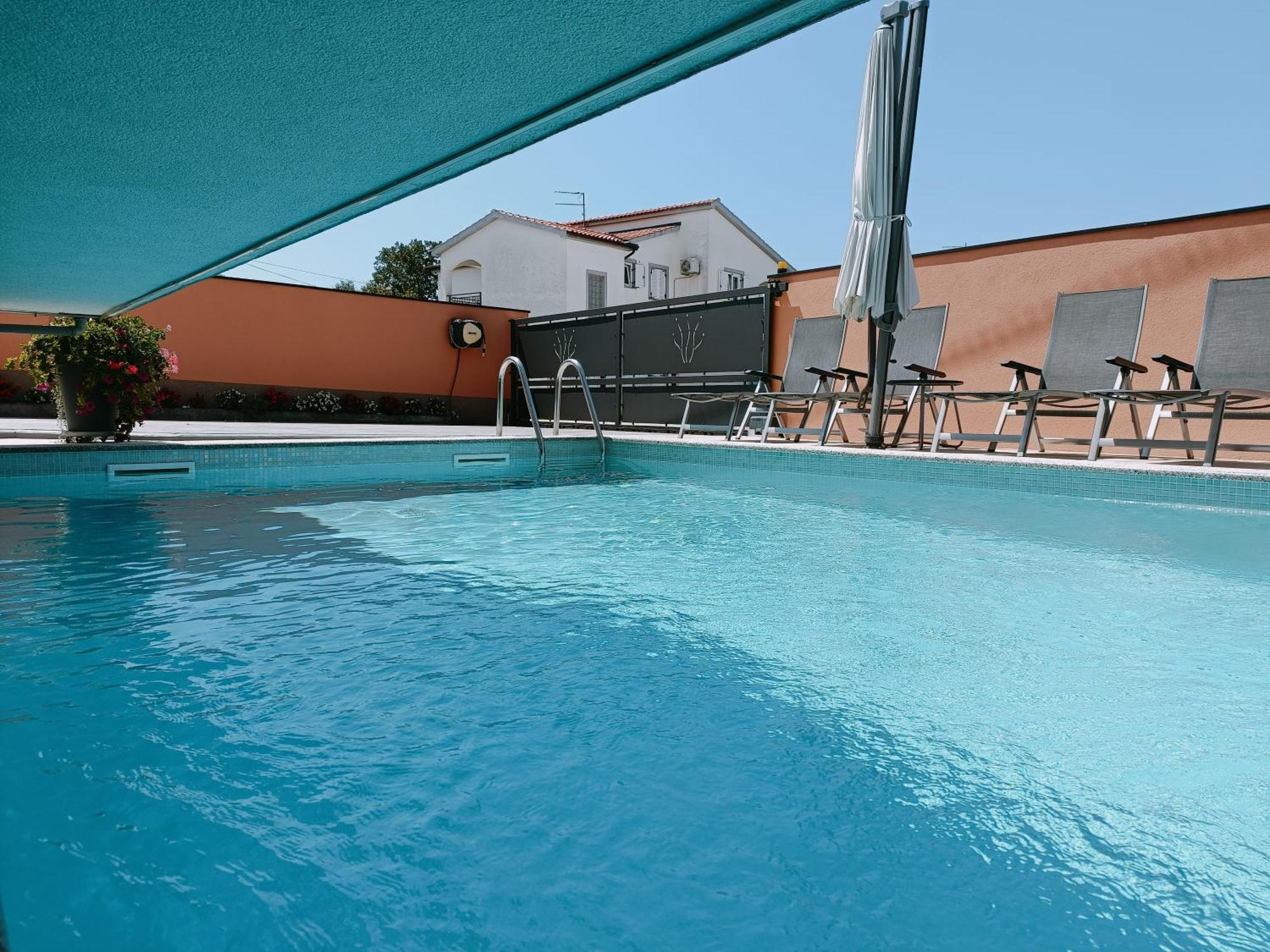 Apartment Slavica *